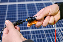 Load image into Gallery viewer, Fluke 283 FC/PV Solar Kit with IRR2-BT, TLPV1 and TLPV2 Test Leads (FLK-283FC-IRR-TLPV)